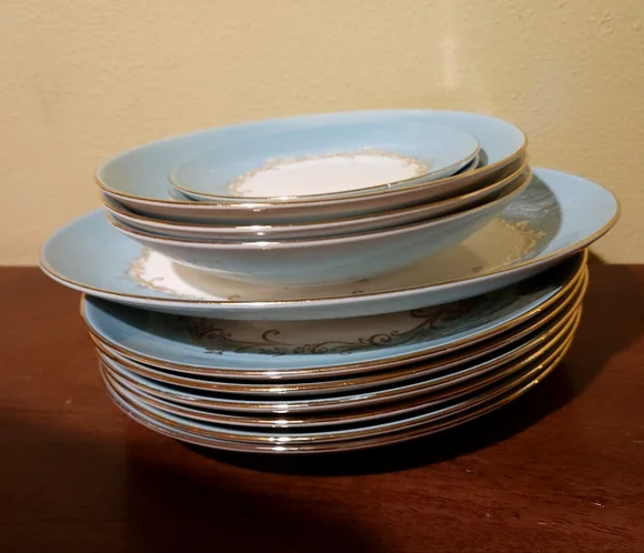 Vintage Lifetime Wedding China Co. Semi-Vitreous Gold Turquoise Crown Set